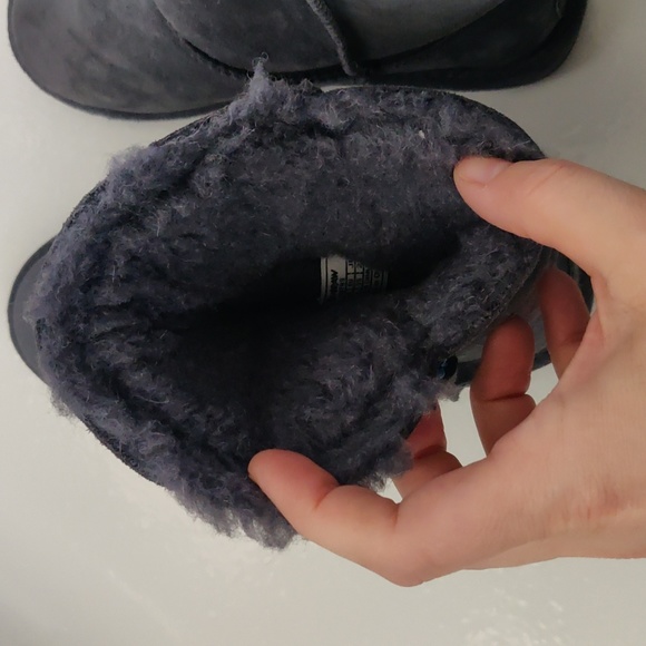 New! 1901Y Bearpaw Boots Girls Mimi Youths Suede Rubber Sole - Picture 7 of 12